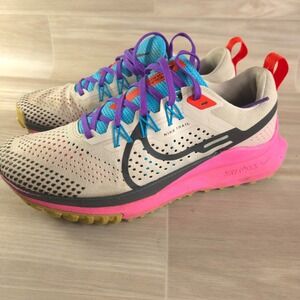 Nike React Pegasus Trail 4 Womens Shoes Sneakers Pink Blue FD0876-100 Size 8.5